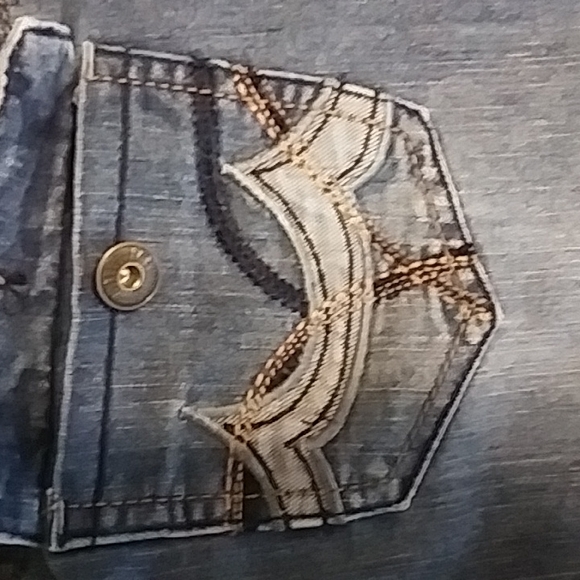 Baccini Bermuda Denim Shorts - Picture 8 of 11